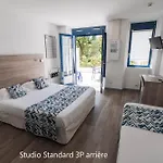 Mercedes 3* Soorts-Hossegor