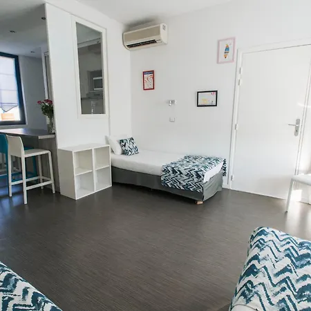 Mercedes Hotel 3*