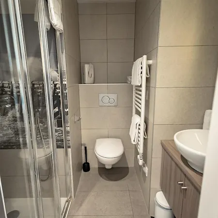 Mercedes Hotel 3*