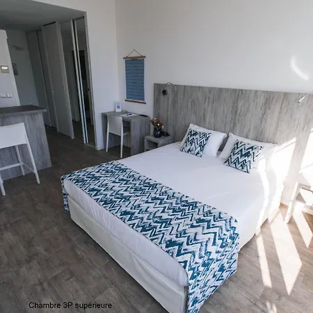 Mercedes Soorts-Hossegor