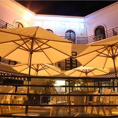 Mercedes Hotel 3*